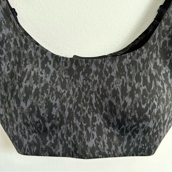 LULULEMON In Alignment Straight-Strap Bra - Light Support A/B Cup - Picture 6 of 10